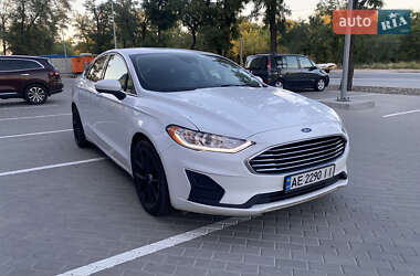 Седан Ford Fusion 2019 в Дніпрі