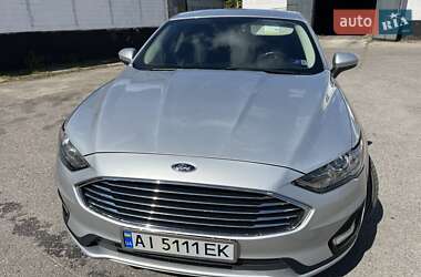 Седан Ford Fusion 2019 в 