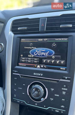 Седан Ford Fusion 2014 в 