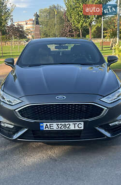 Седан Ford Fusion 2017 в 
