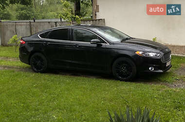 Седан Ford Fusion 2014 в 
