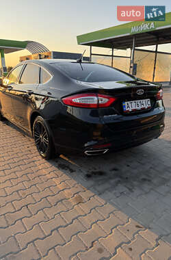 Седан Ford Fusion 2014 в 