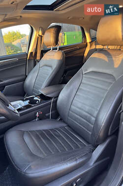 Седан Ford Fusion 2014 в 