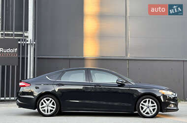 Седан Ford Fusion 2014 в 
