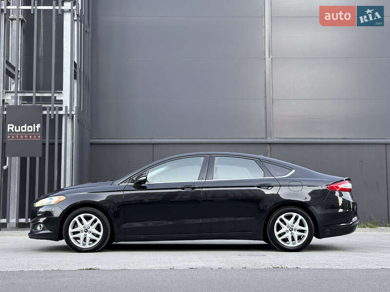 Седан Ford Fusion 2014 в Києві