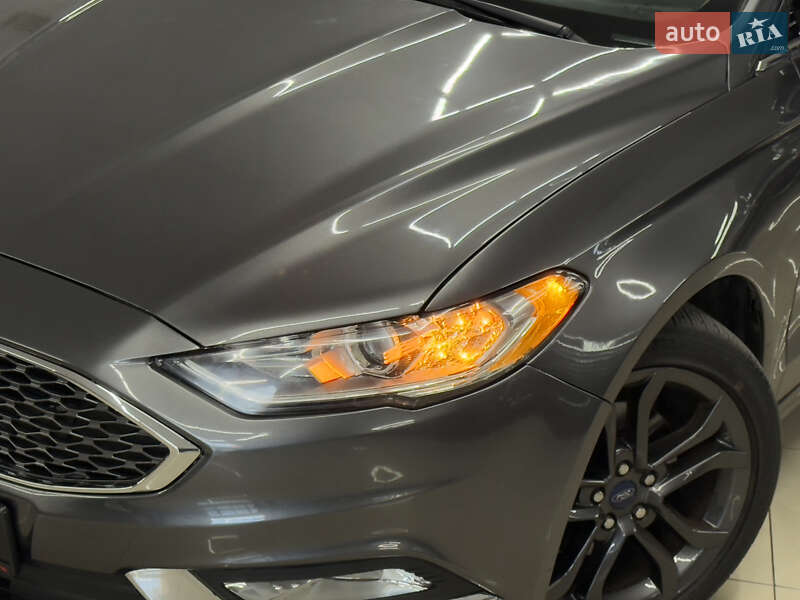 Седан Ford Fusion 2017 в Миколаєві