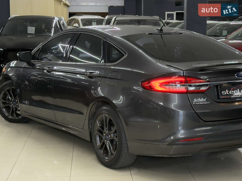 Седан Ford Fusion 2017 в Миколаєві
