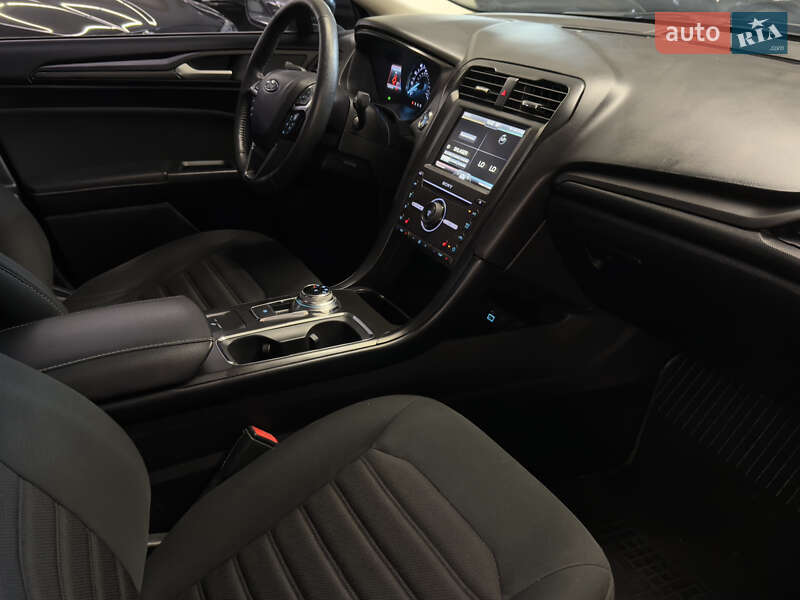 Седан Ford Fusion 2017 в Миколаєві