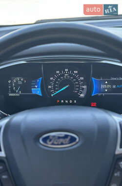 Седан Ford Fusion 2014 в 