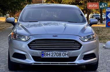 Седан Ford Fusion 2013 в 