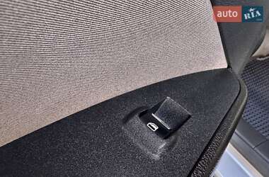Седан Ford Fusion 2013 в 