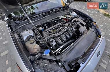 Седан Ford Fusion 2013 в 
