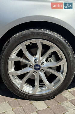 Седан Ford Fusion 2020 в 