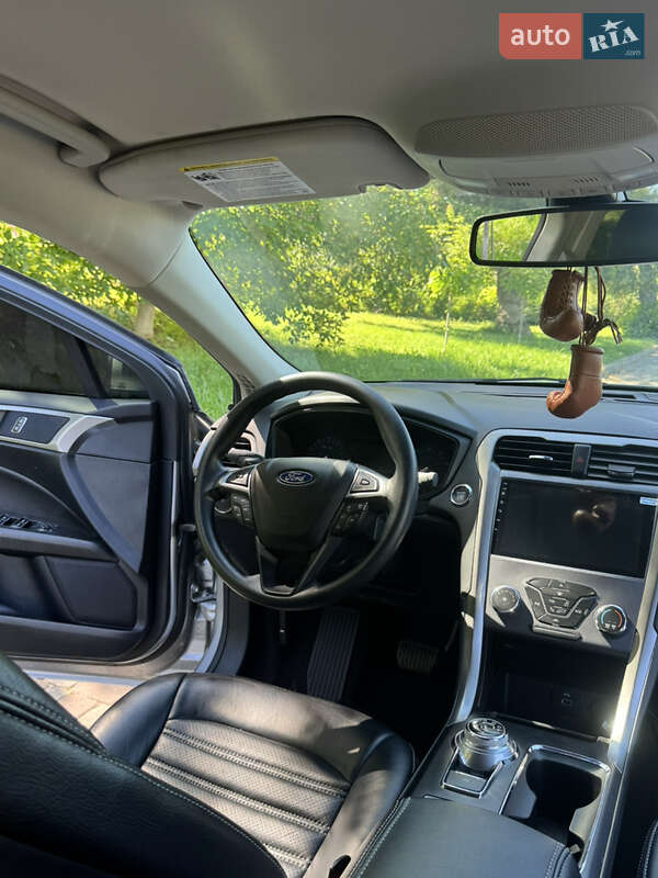 Седан Ford Fusion 2020 в Івано-Франківську