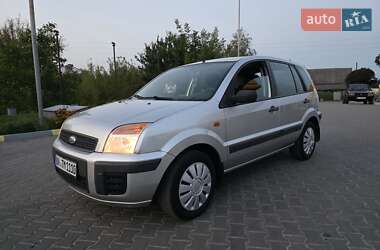 Хэтчбек Ford Fusion 2006 в 