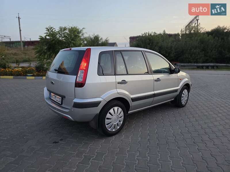 Хэтчбек Ford Fusion 2006 в Луцке фото 5 Хэтчбек Ford Fusion 2006 в Луцке
