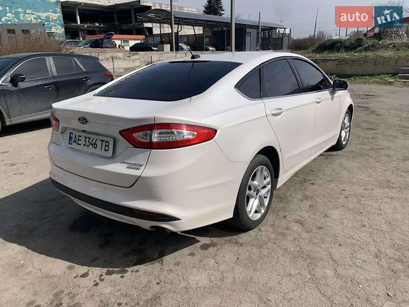 Седан Ford Fusion 2016 в Днепре