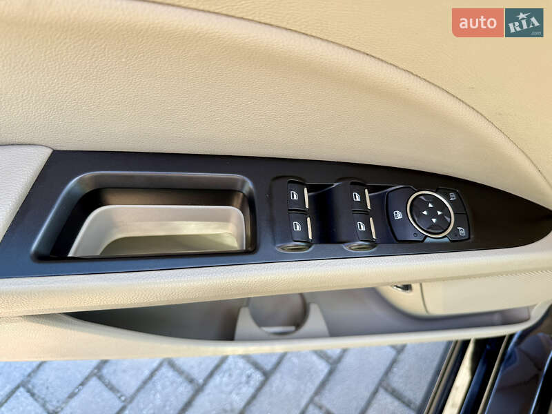 Седан Ford Fusion 2019 в Ровно