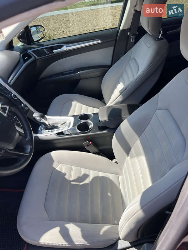 Седан Ford Fusion 2012 в Каменец-Подольском