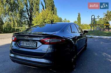 Седан Ford Fusion 2015 в 
