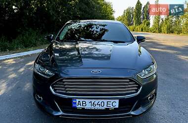 Седан Ford Fusion 2015 в Погребище