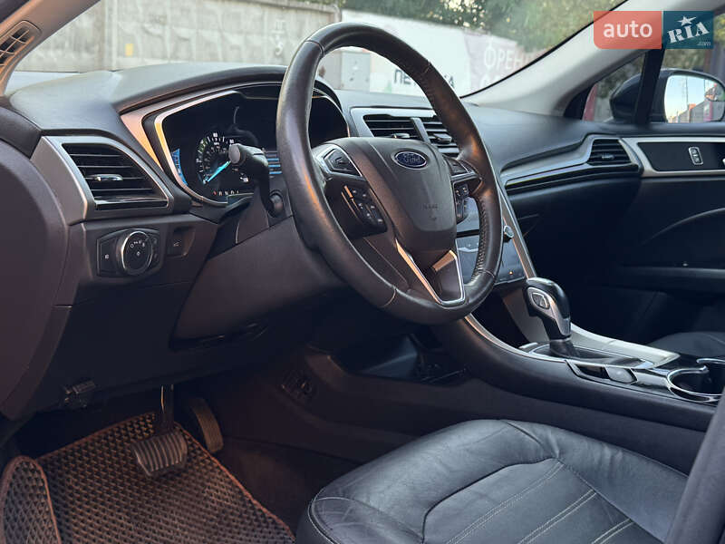 Седан Ford Fusion 2015 в Києві