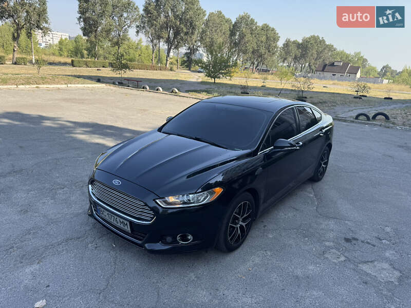 Седан Ford Fusion 2013 в Каменском