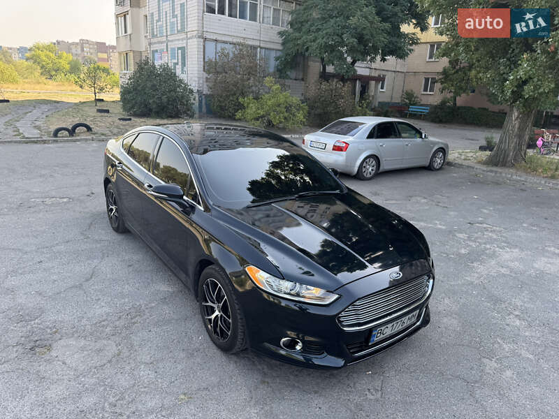 Седан Ford Fusion 2013 в Каменском