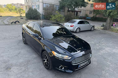 Седан Ford Fusion 2013 в 
