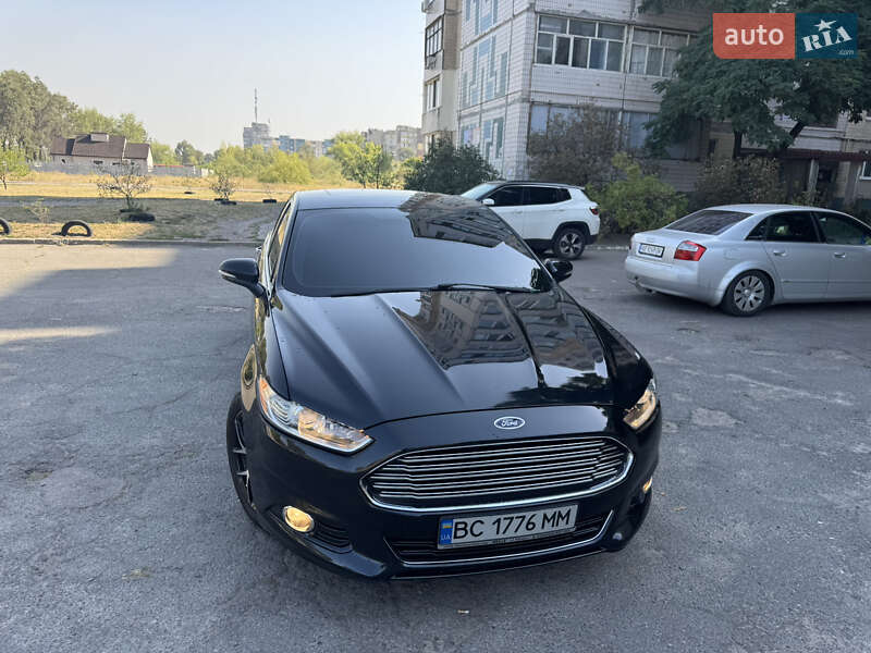 Седан Ford Fusion 2013 в Каменском