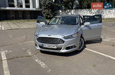 Седан Ford Fusion 2014 в 