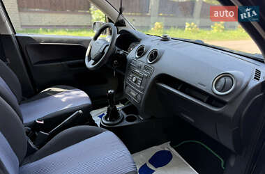 Хэтчбек Ford Fusion 2007 в 