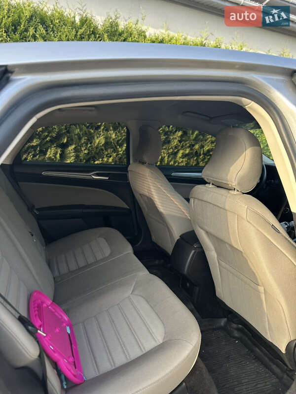 Седан Ford Fusion 2018 в Виннице