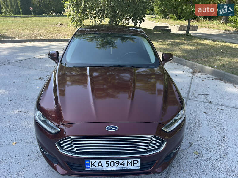 Седан Ford Fusion 2015 в Каневе фото 3 Седан Ford Fusion 2015 в Каневе