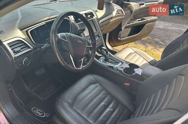 Седан Ford Fusion 2015 в 