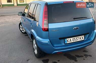 Хетчбек Ford Fusion 2010 в 