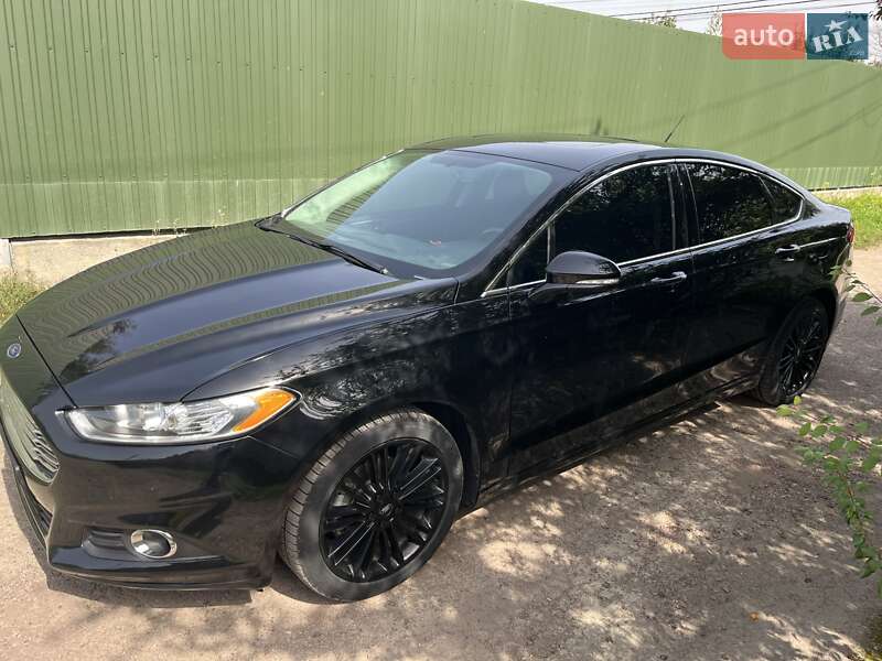 Седан Ford Fusion 2015 в Сумах