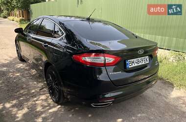 Седан Ford Fusion 2015 в 