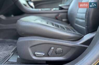 Седан Ford Fusion 2014 в 