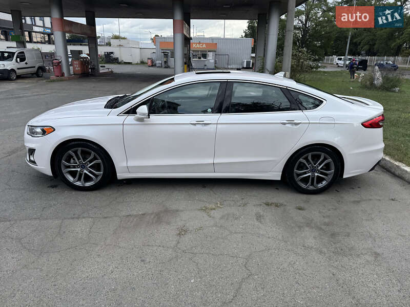 Седан Ford Fusion 2019 в Киеве фото 10 Седан Ford Fusion 2019 в Киеве