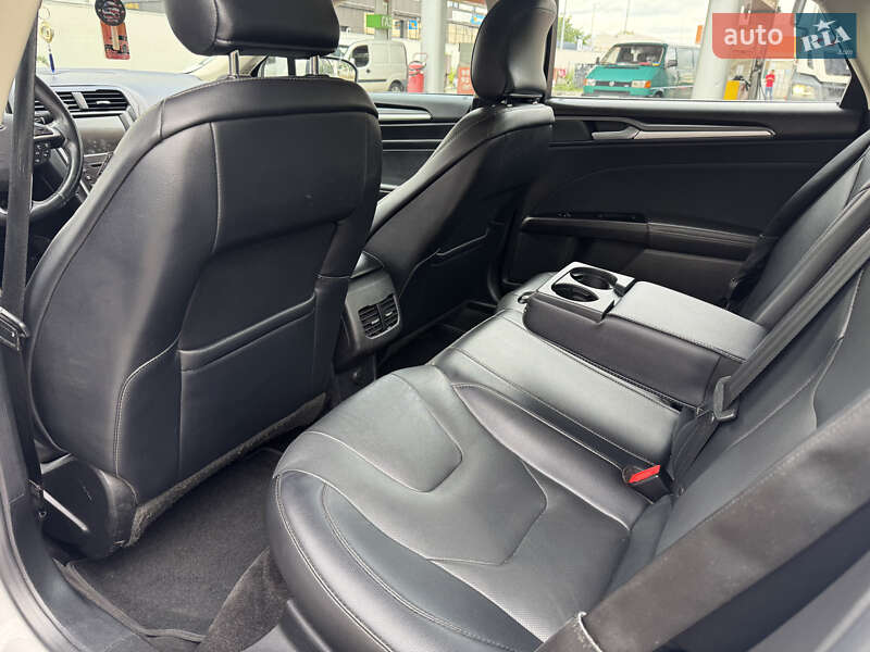 Седан Ford Fusion 2019 в Киеве фото 8 Седан Ford Fusion 2019 в Киеве