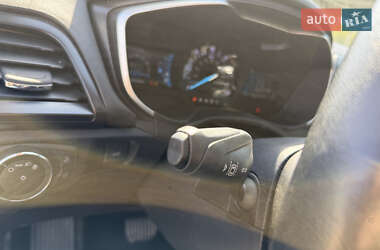 Седан Ford Fusion 2018 в 
