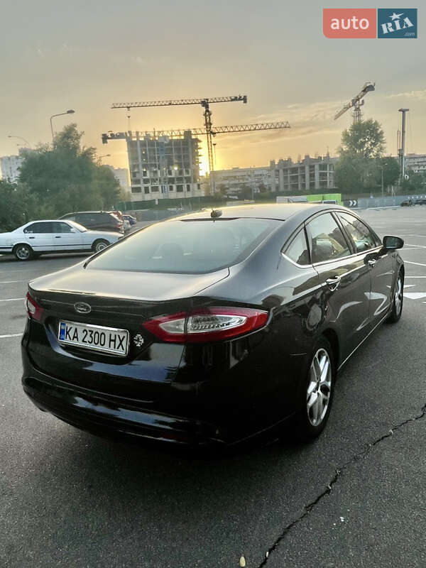 Седан Ford Fusion 2016 в Киеве