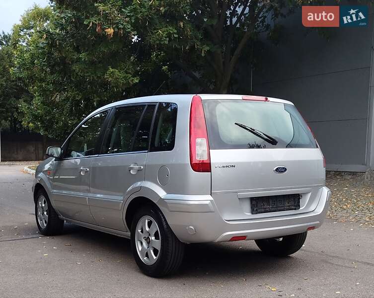 Хэтчбек Ford Fusion 2011 в Днепре