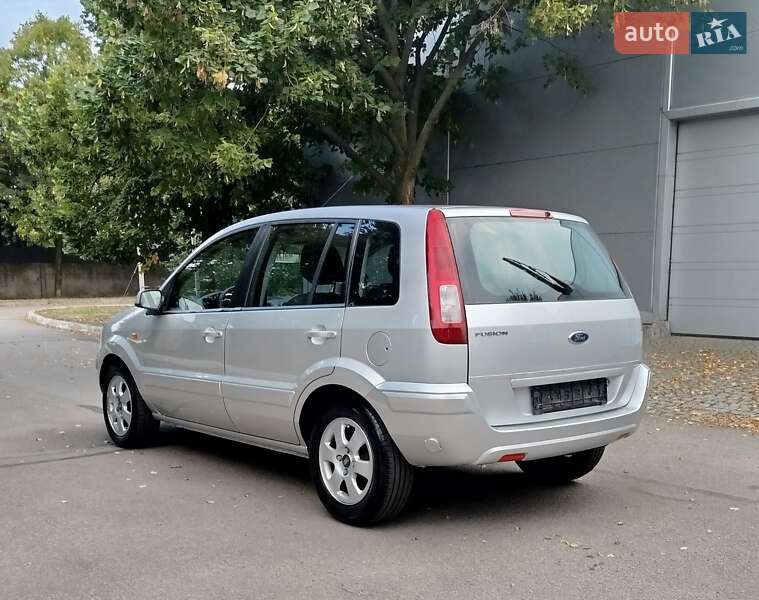 Хэтчбек Ford Fusion 2011 в Днепре