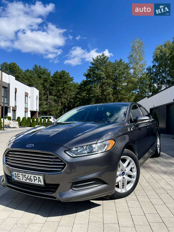 Седан Ford Fusion 2015 в Киеве фото 4 Седан Ford Fusion 2015 в Киеве