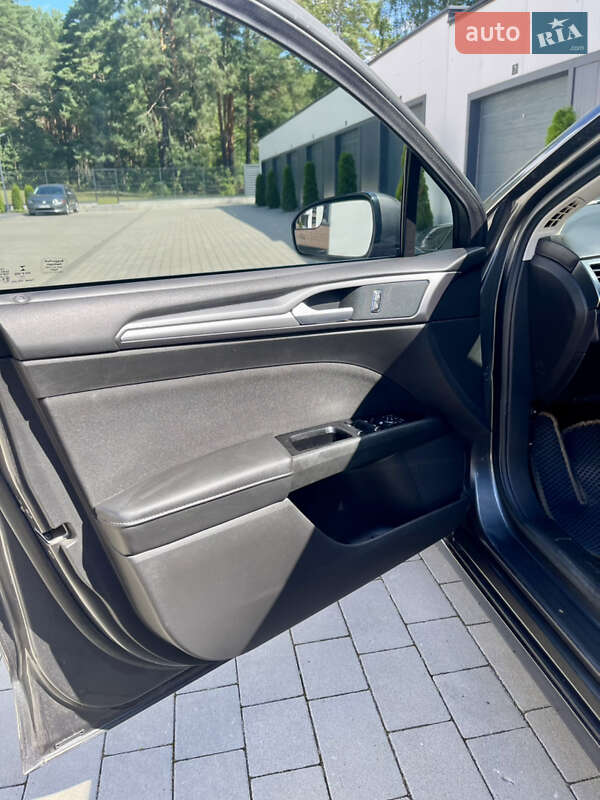 Седан Ford Fusion 2015 в Киеве фото 22 Седан Ford Fusion 2015 в Киеве