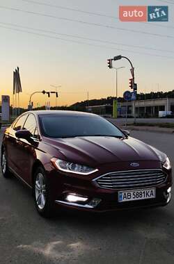 Седан Ford Fusion 2018 в 