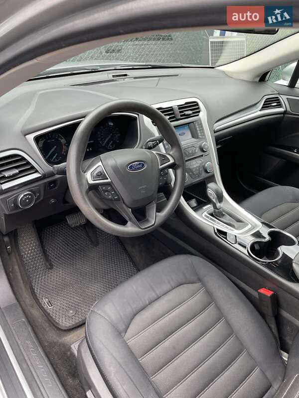 Седан Ford Fusion 2014 в Киеве фото 12 Седан Ford Fusion 2014 в Киеве