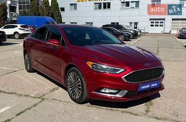 Седан Ford Fusion 2016 в 